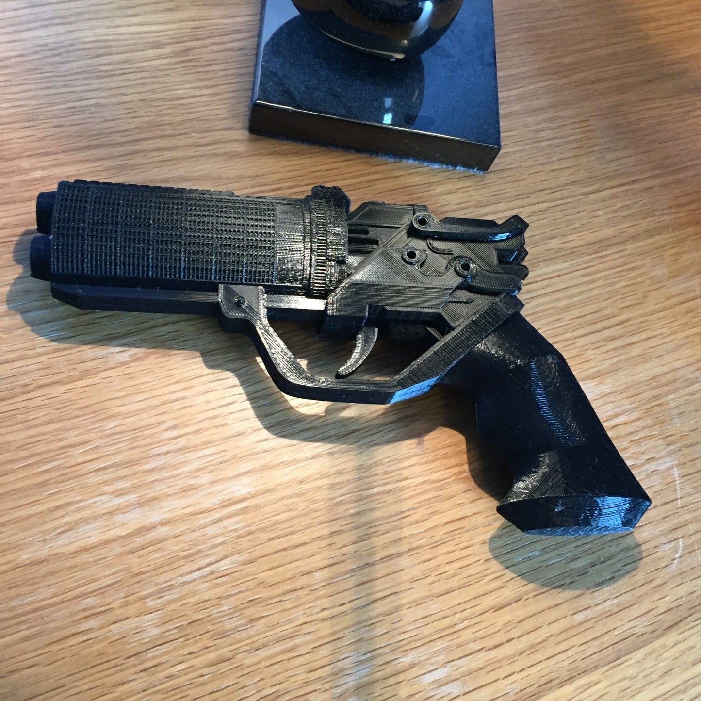 Blade Runner 2049 Blaster / Officer K Blaster with Stand / Cosplay gun prop blade runner