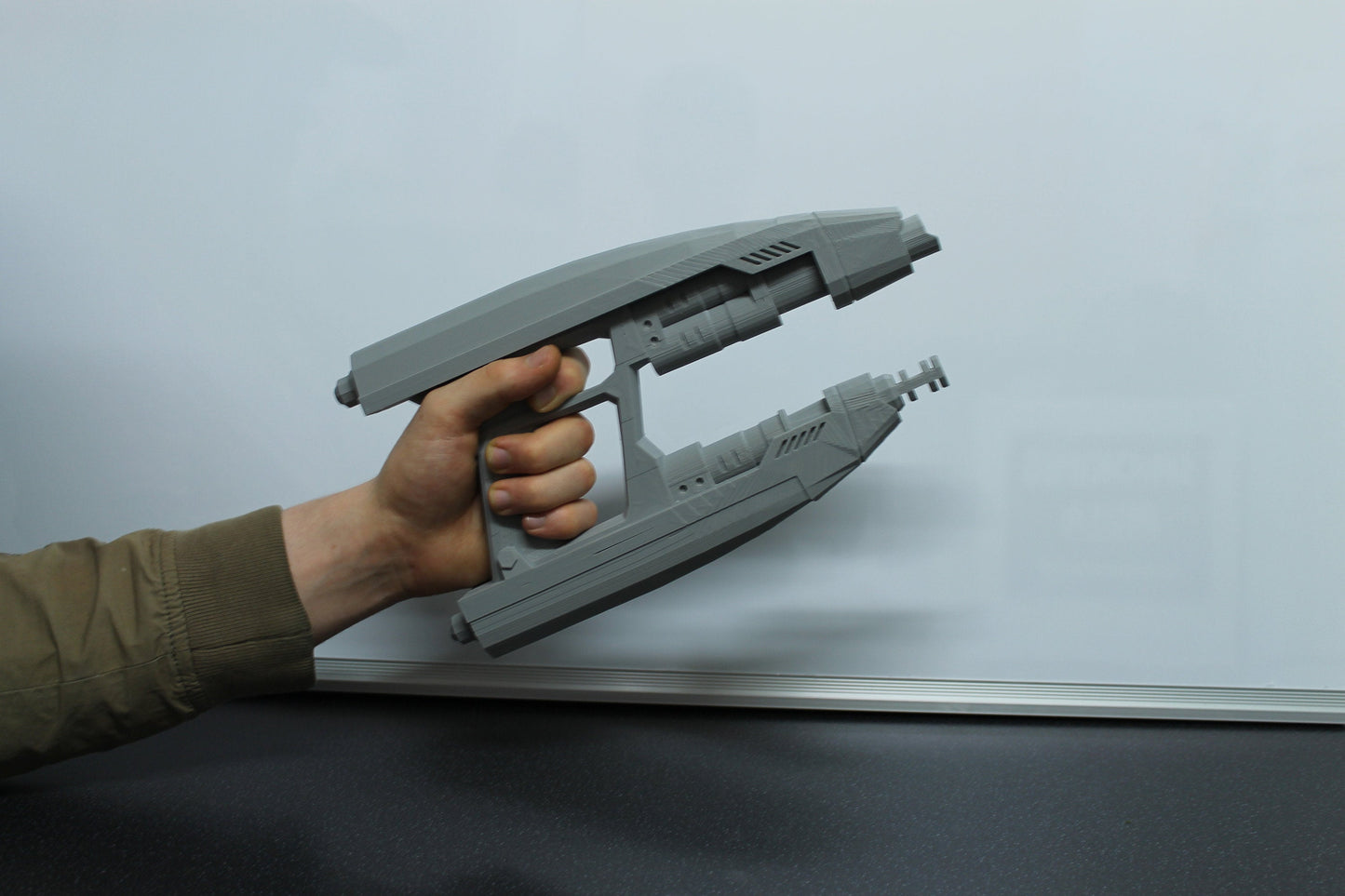 ELEMENT GUN / Star-Lord Blaster / Avengers: Infinity War Style / 3D Printed / Cosplay / Prop / Superhero / Star Lord