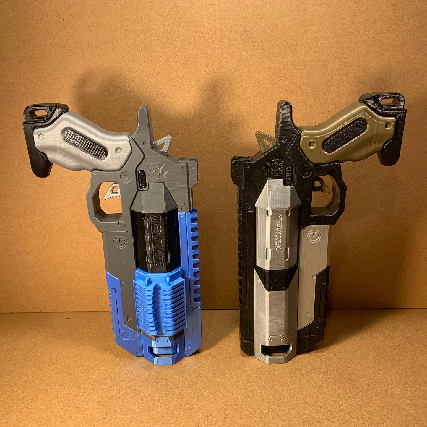 Wingman Replica with Thermal Rise MOD / Full Size / Apex Legends Style Blaster / 1:1 Scale Pistol Handgun Cosplay Gamer Boyfriend Gift