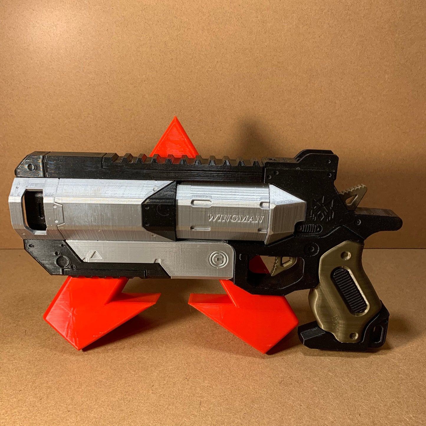 WINGMAN / Apex Legend Style Pistol / FULL SIZE / Replica Blaster / Actual 1:1 Scale Pistol Handgun Cosplay / Gamer Gift Prop Gun
